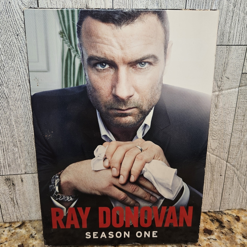 Ray Donovan: Season One DVD Showtime Series 2014 (4-Disc Set)